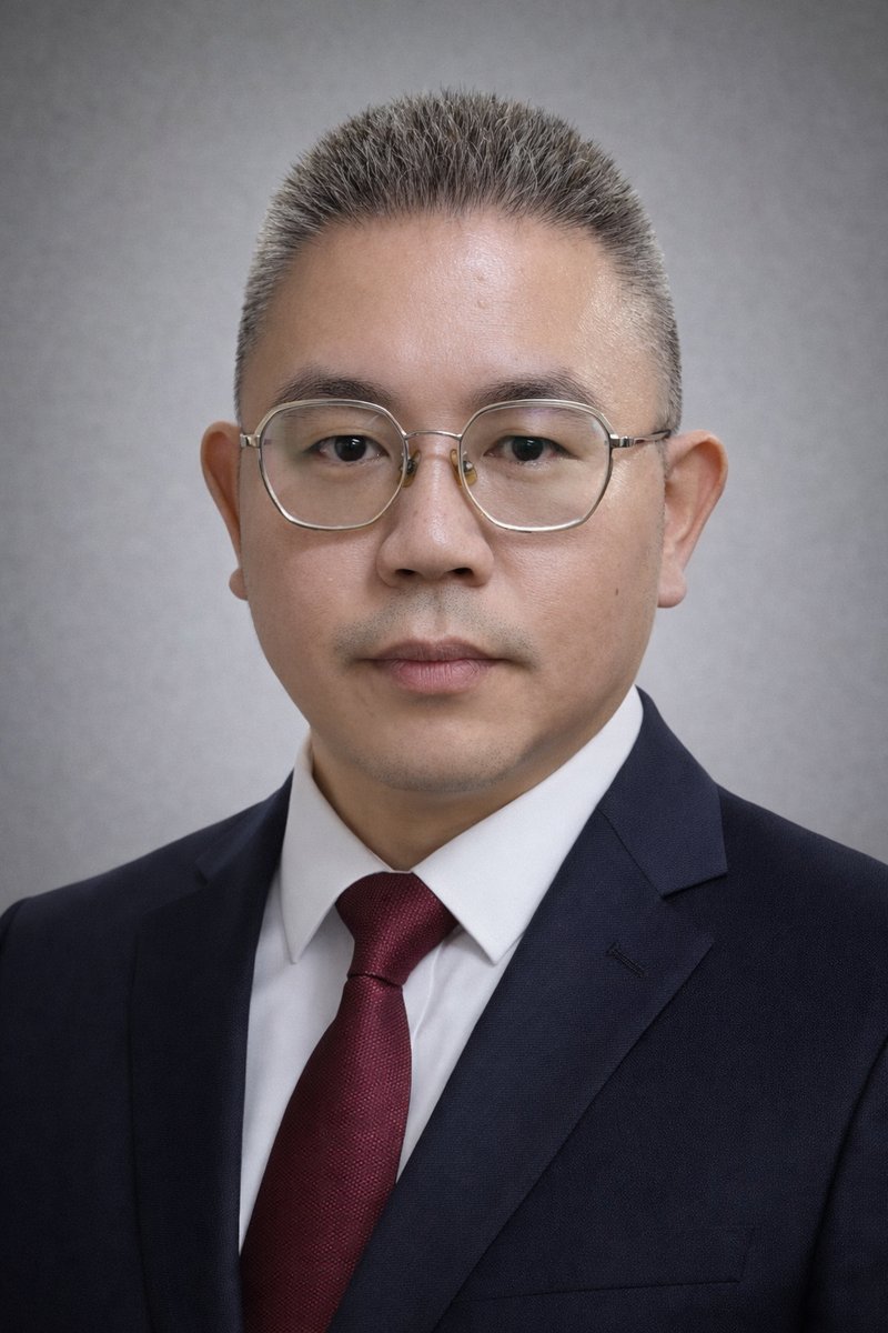 Portrait of Mr. Roy Teh Chin Hong | Potret Encik Roy Teh Chin Hong